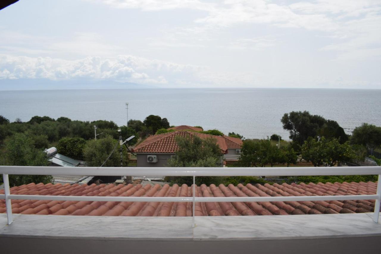 Alexandros Seaside Family Apartments & Villas - Paradise, 7' From Petalidi Kalamaki Kültér fotó